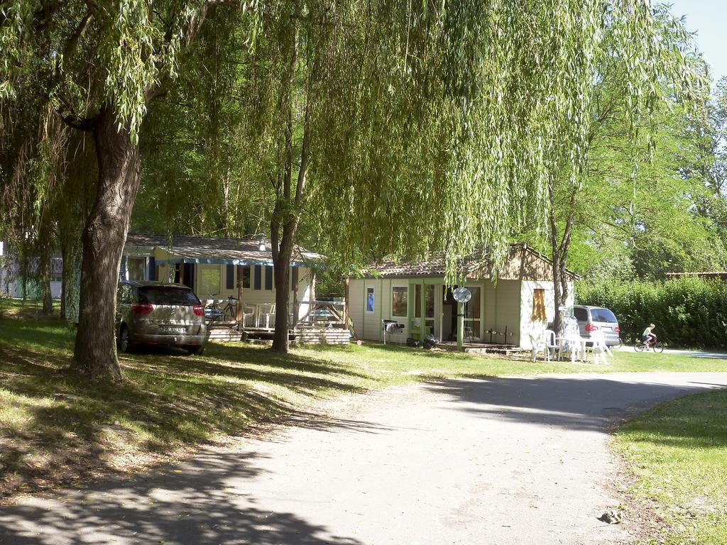 ホテル La Bastide Mazères エクステリア 写真